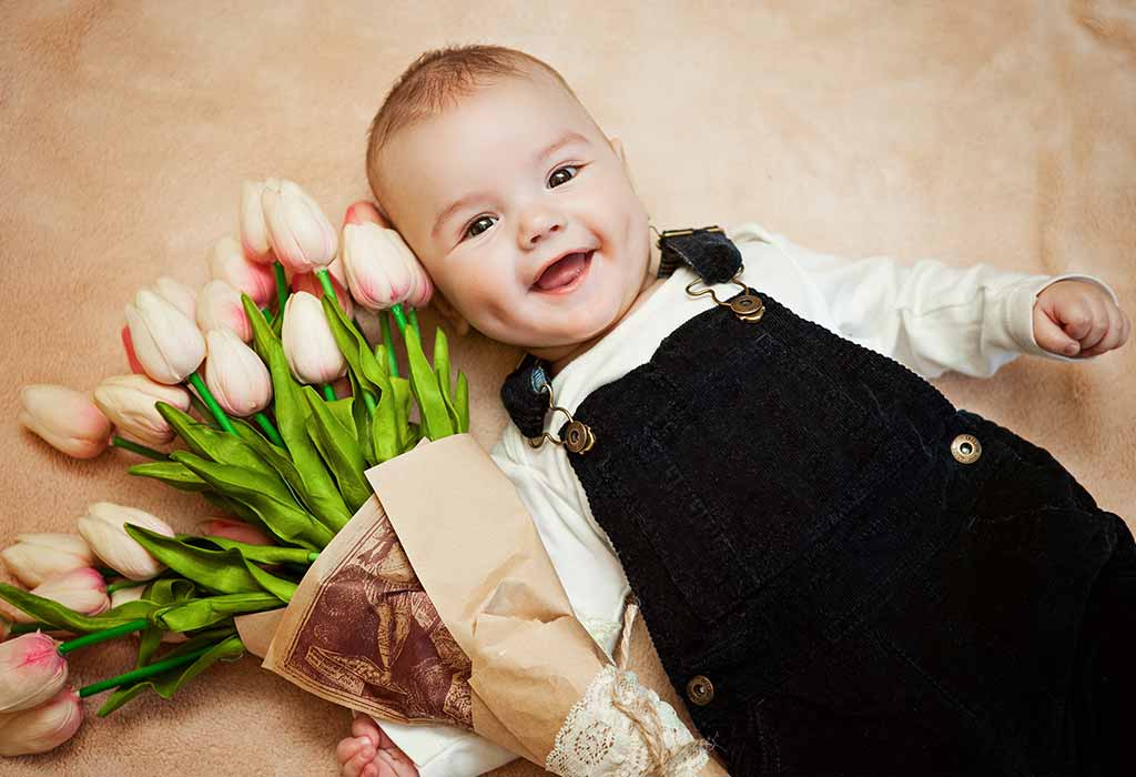 Tips to Name Your Newly Born Baby Girl after Flowers
